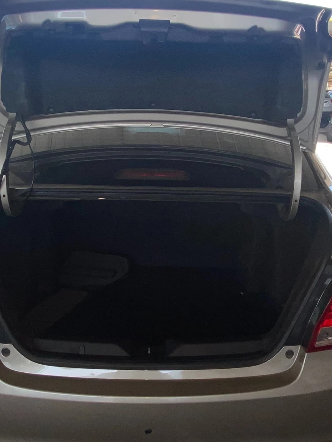 Chevrolet Sail — foto 10